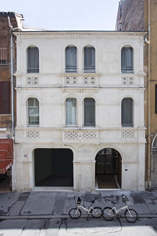 Borgoleoni 18 - Room And Breakfast Ferrara Eksteriør bilde